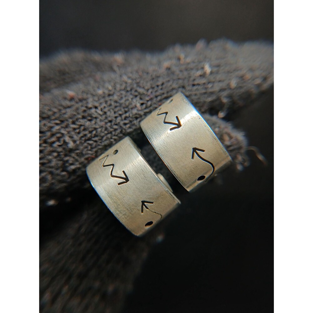 Native American Sterling Silver 925 Zig Zag Arrow Hoop Earrings